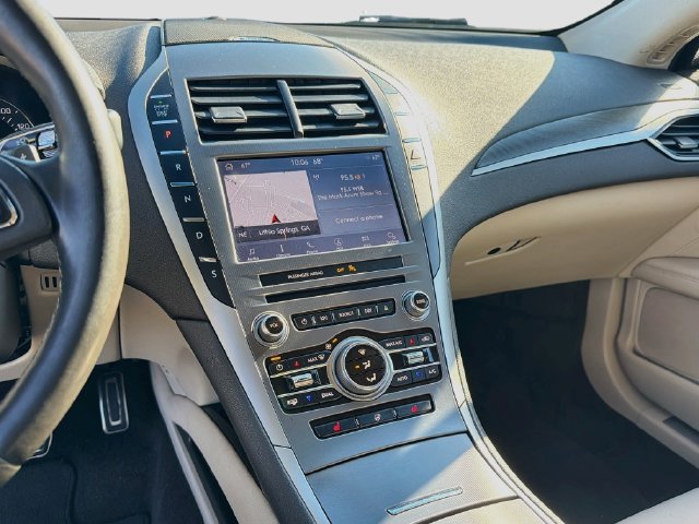 Used 2019 Lincoln MKZ Reserve w/ Reserve Plus Package FWD image 28