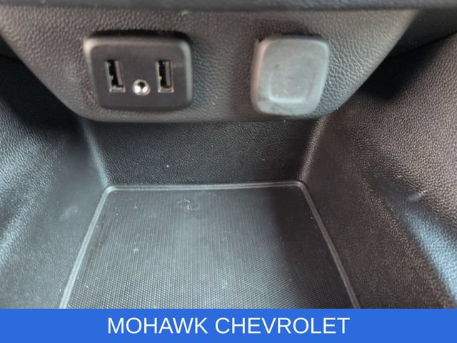 Used 2020 Chevrolet Traverse LT w/ Driver Confidence II Package AWD/4WD image 43