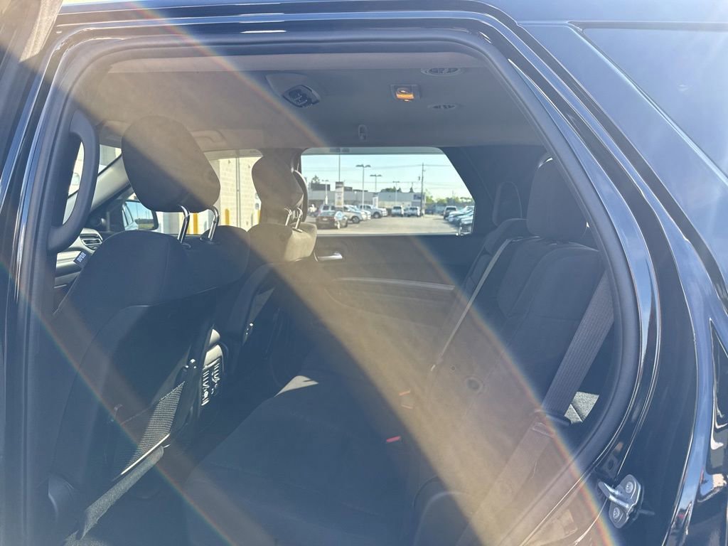 Used 2021 Dodge Durango SXT AWD/4WD image 6