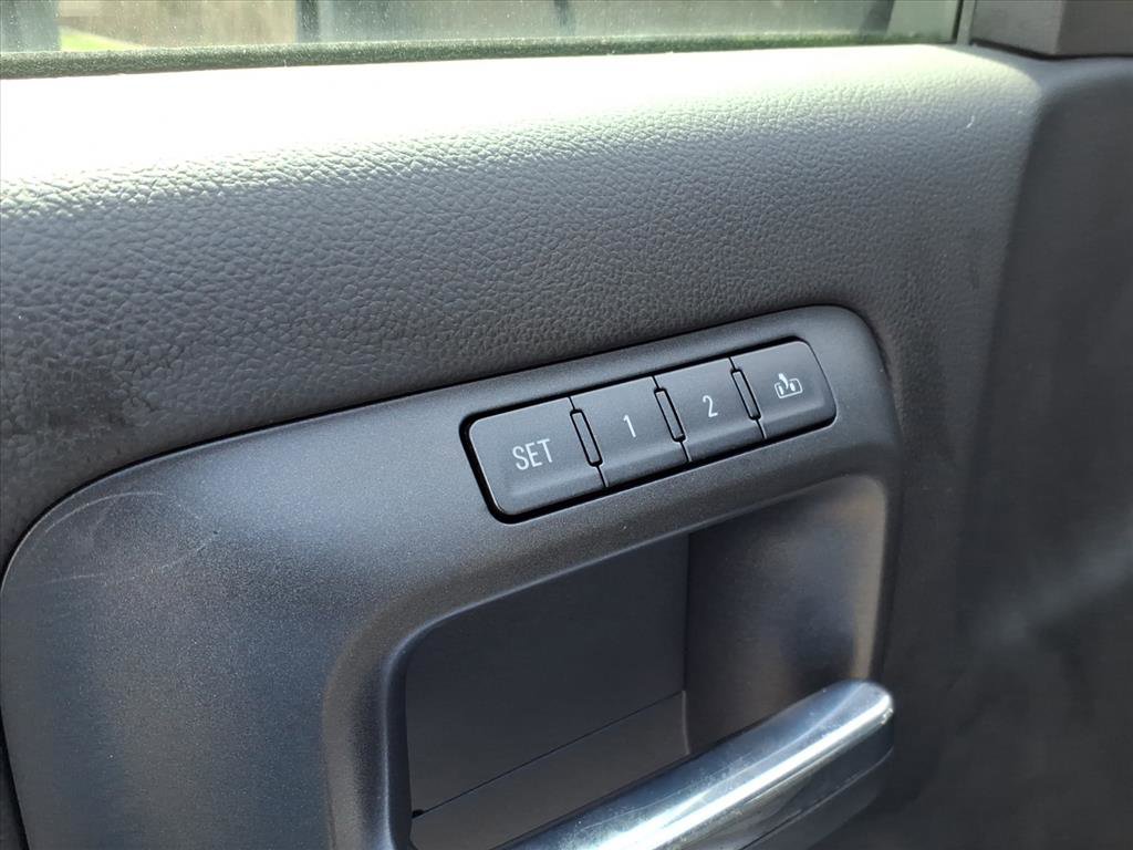 Used 2016 Chevrolet Silverado 2500 LTZ w/ Duramax Plus Package image 8