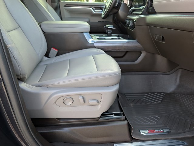 Certified 2024 Chevrolet Silverado 1500 LTZ w/ LTZ Convenience Package II AWD/4WD image 35