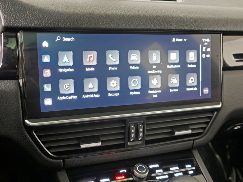 Certified 2023 Porsche Cayenne AWD/4WD image 29