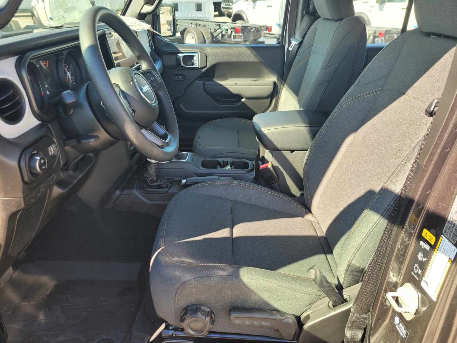 New 2026 Jeep Gladiator Sport image 11