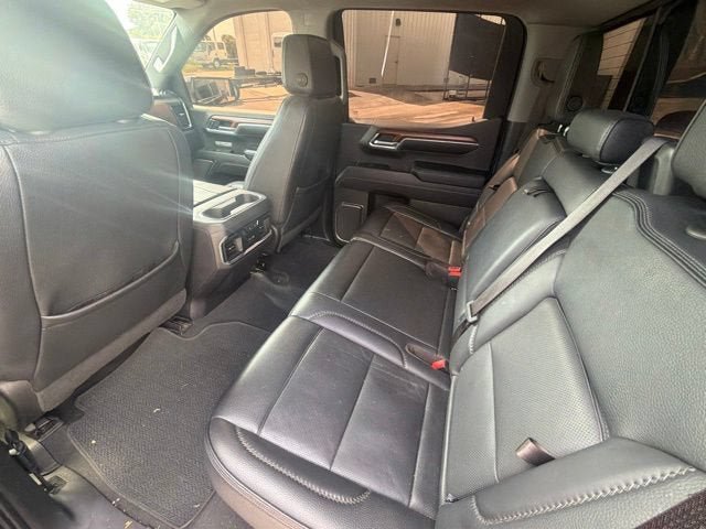 Used 2023 GMC Sierra 1500 Denali w/ Denali Reserve Package AWD/4WD image 8
