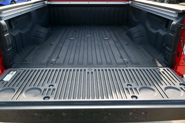 Certified 2023 Nissan Titan SV w/ SV Convenience Package AWD/4WD image 10