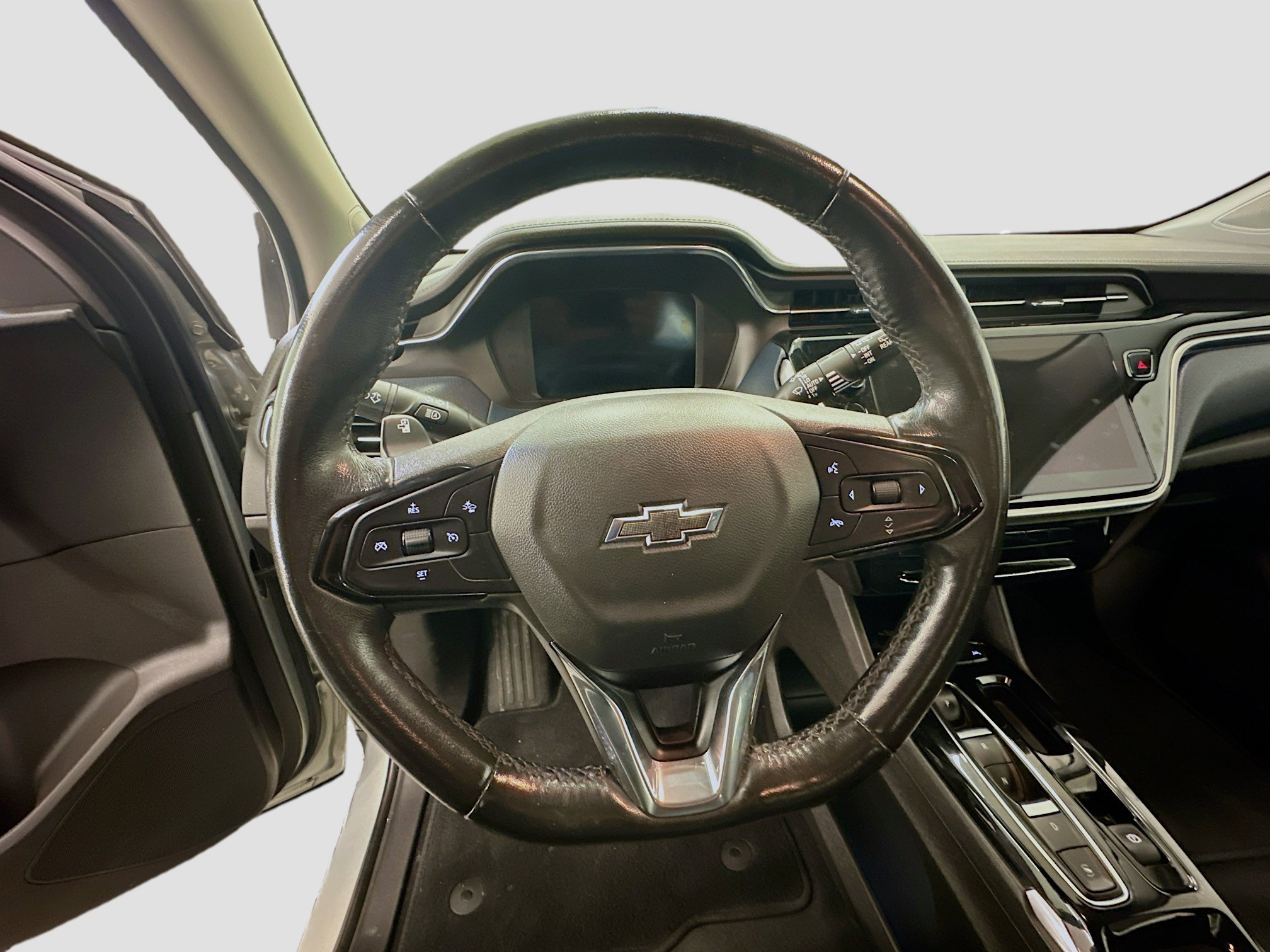 Used 2023 Chevrolet Bolt EUV Premier image 18