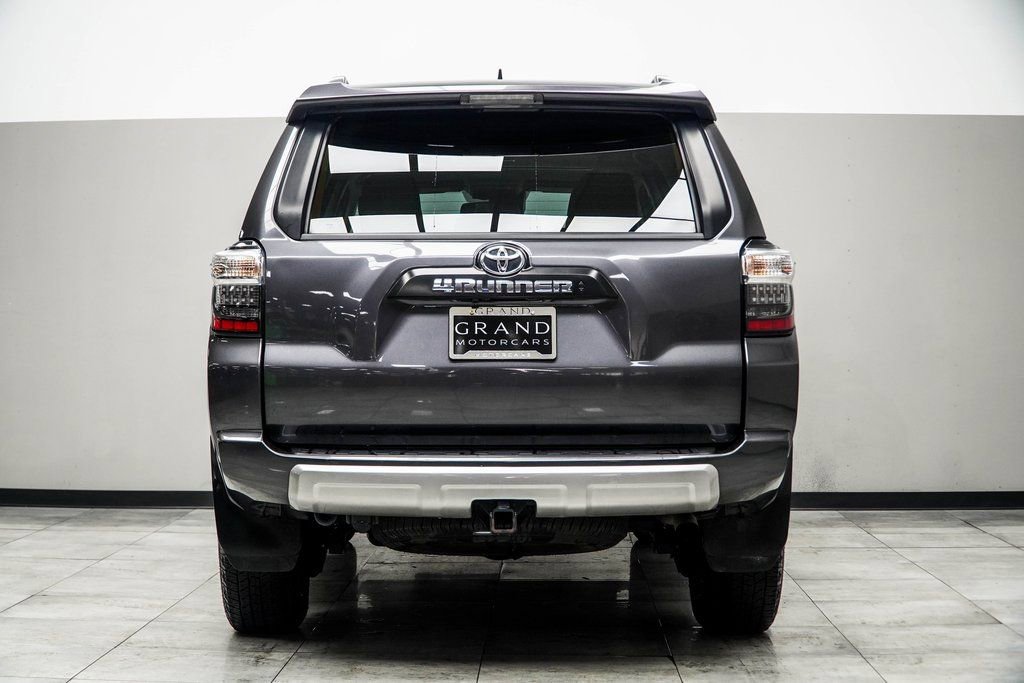 Used 2023 Toyota 4Runner TRD Off-Road Premium w/ Moonroof Package AWD/4WD image 11