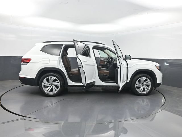 Used 2022 Volkswagen Atlas SE w/ Panoramic Sunroof Package FWD image 36
