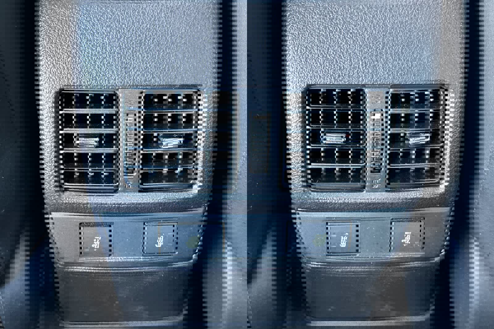 Used 2016 Subaru Outback 2.5i Limited image 14