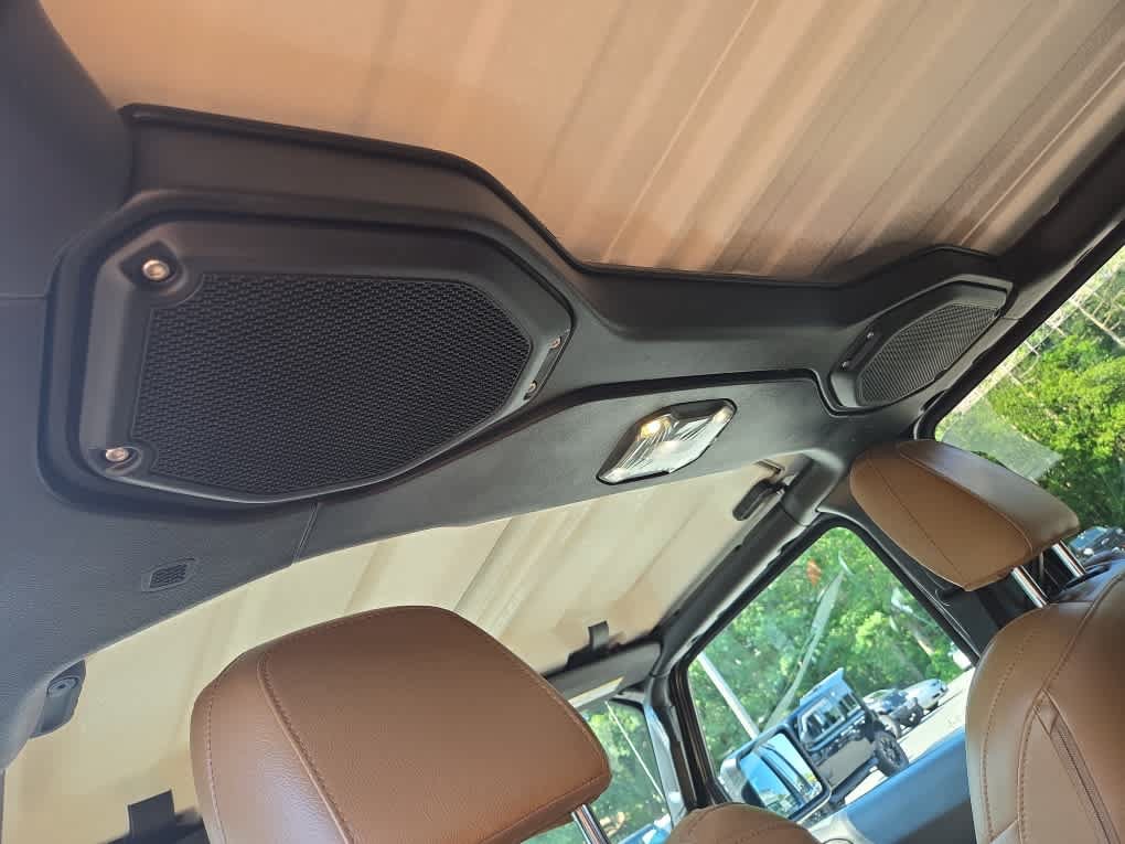 Used 2020 Jeep Gladiator Overland AWD/4WD image 31