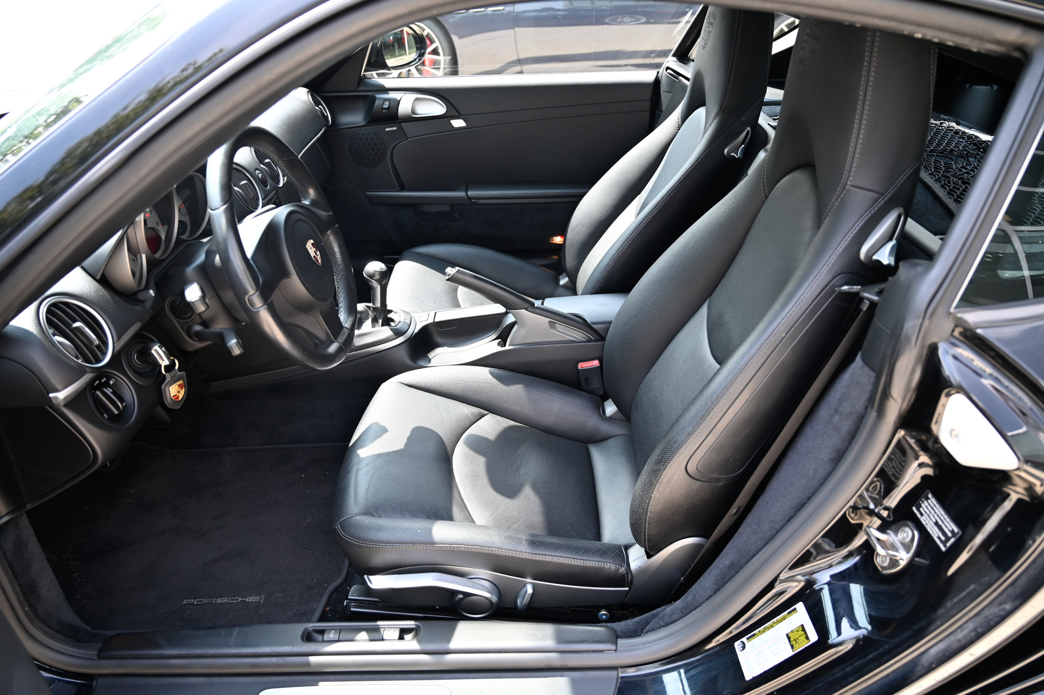 Used 2011 Porsche Cayman S RWD image 17