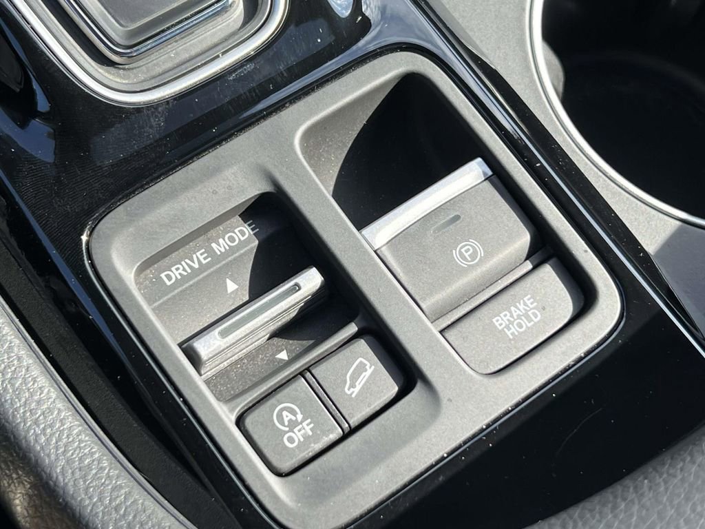 Used 2023 Honda Pilot Touring image 37