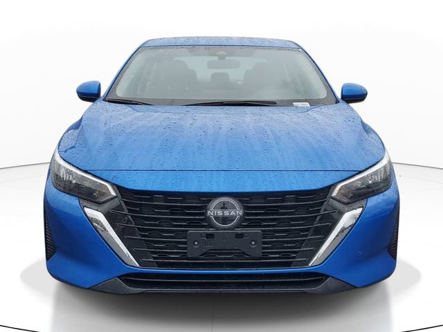 Used 2025 Nissan Sentra SV image 2