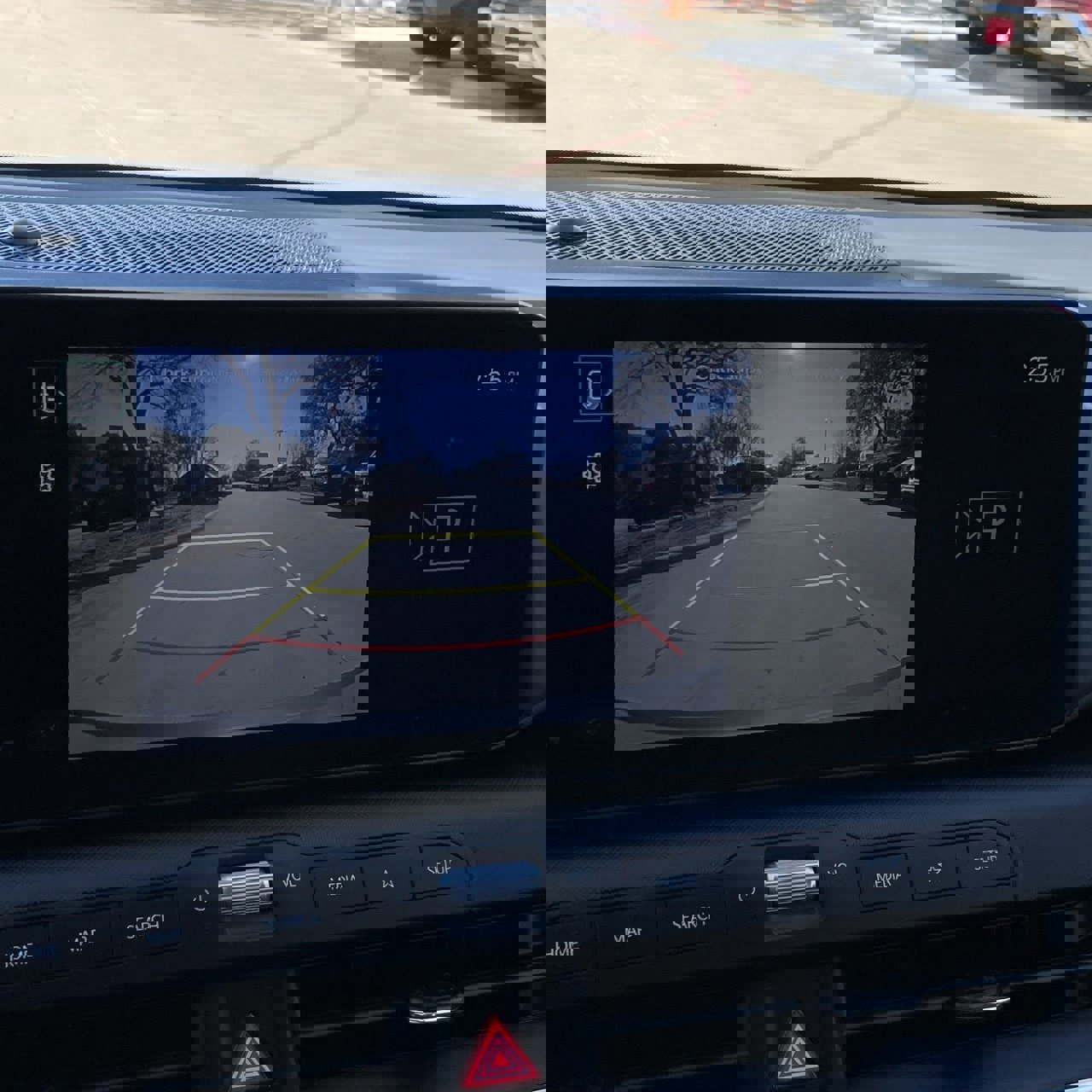 Used 2025 Kia K4 LXS image 18