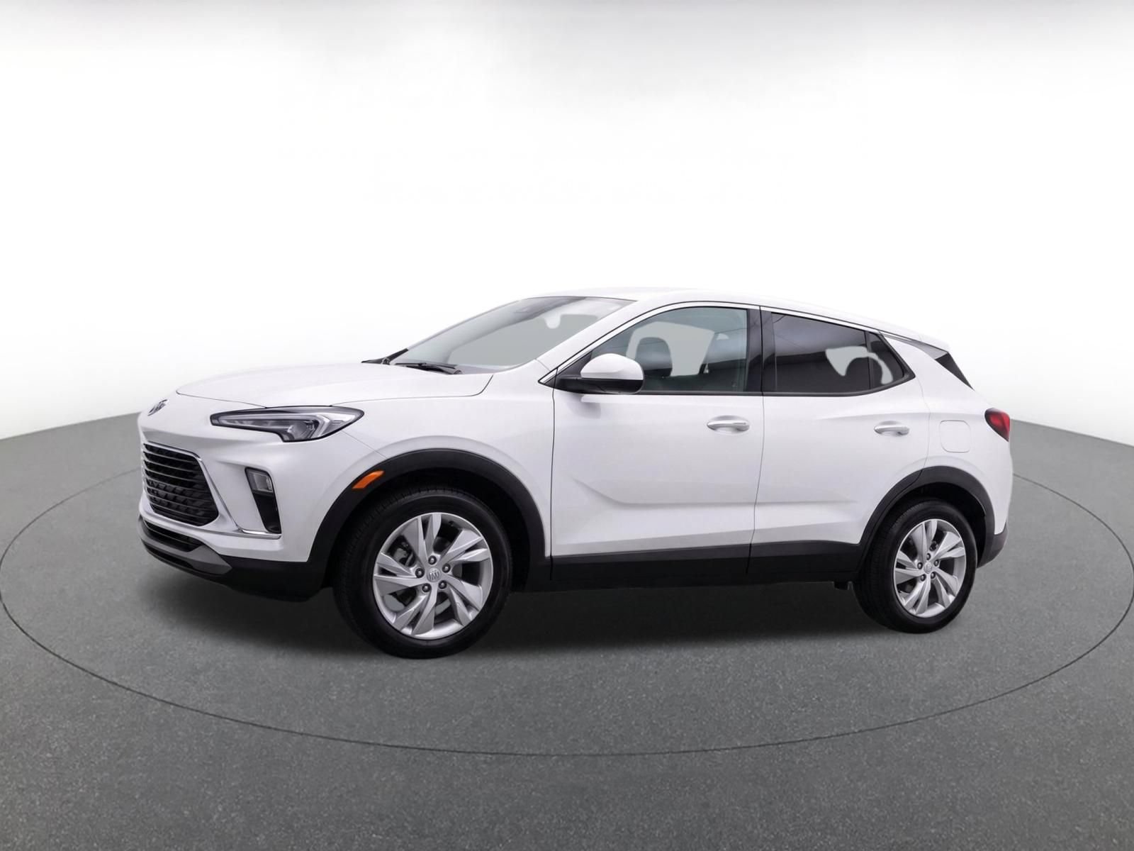 Used 2025 Buick Encore GX Preferred AWD/4WD image 3