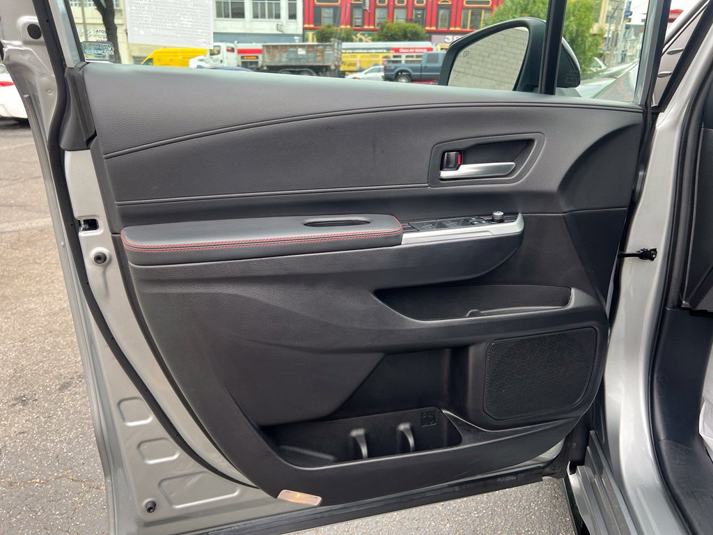 Certified 2025 Toyota Sienna XSE AWD/4WD image 41
