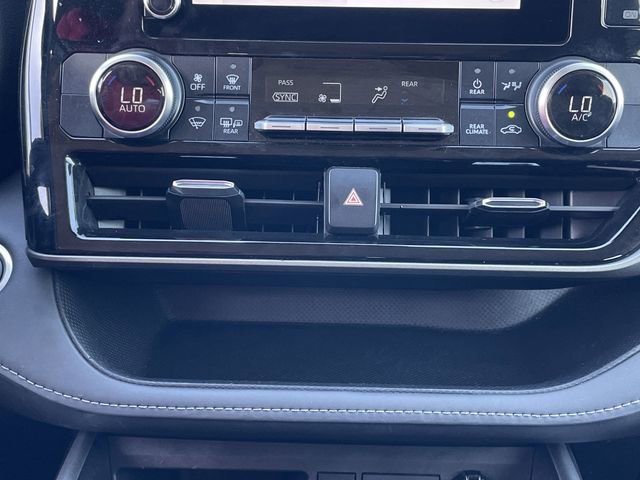 Used 2024 Toyota Highlander LE image 19