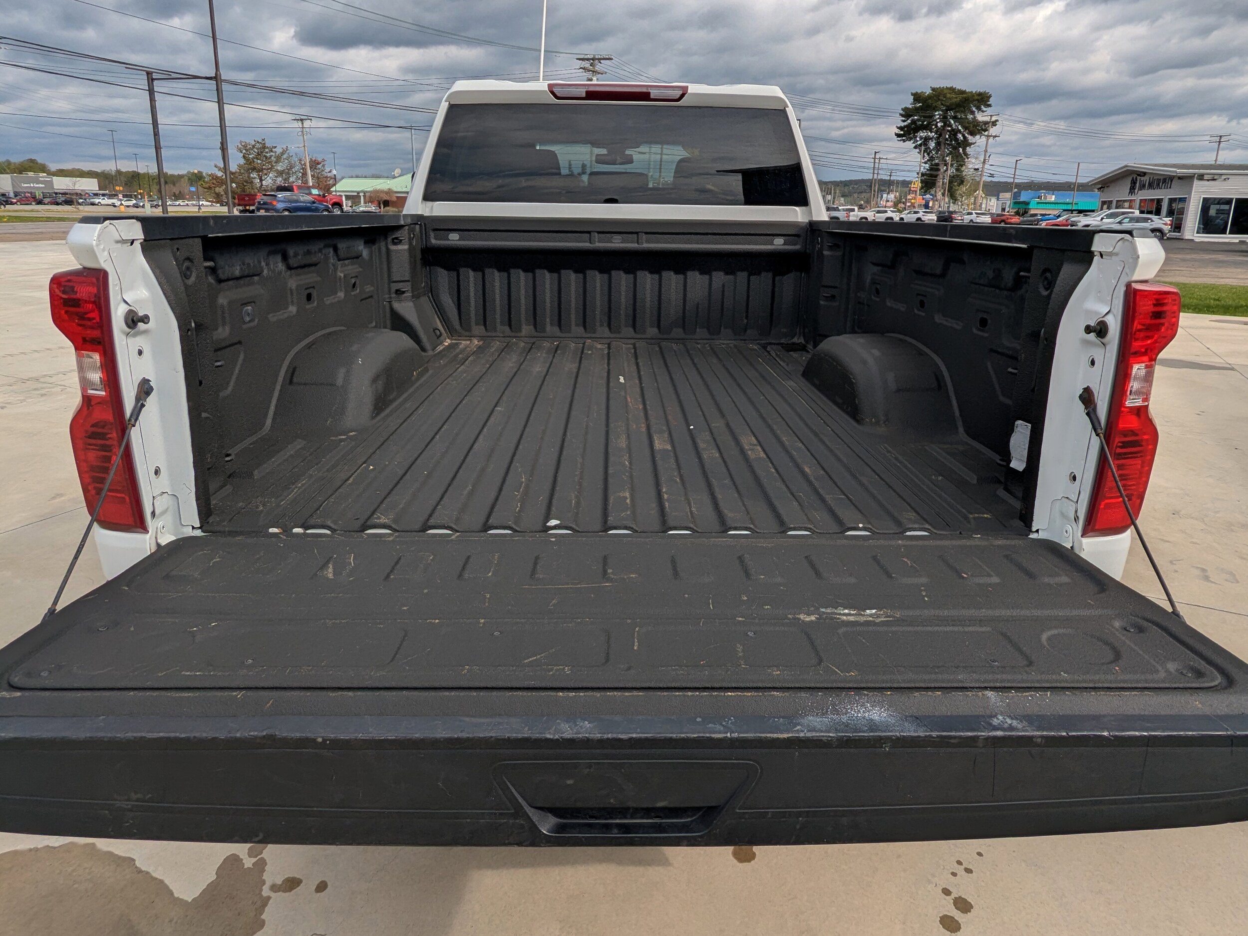 Used 2022 Chevrolet Silverado 2500 Custom w/ Custom Value Package AWD/4WD image 5