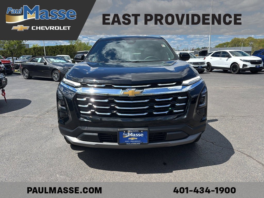 Used 2025 Chevrolet Equinox LT FWD image 2
