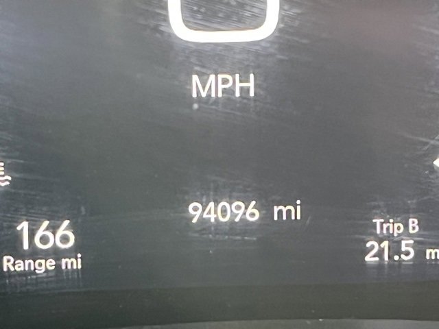 Used 2022 Chrysler Pacifica Touring-L image 44