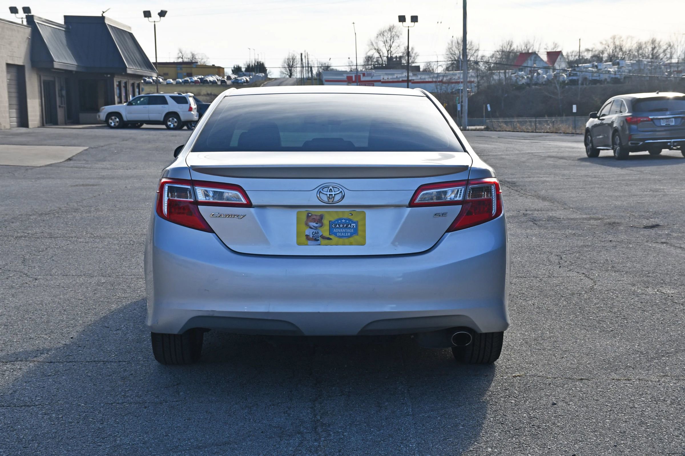 Used 2013 Toyota Camry SE FWD image 7