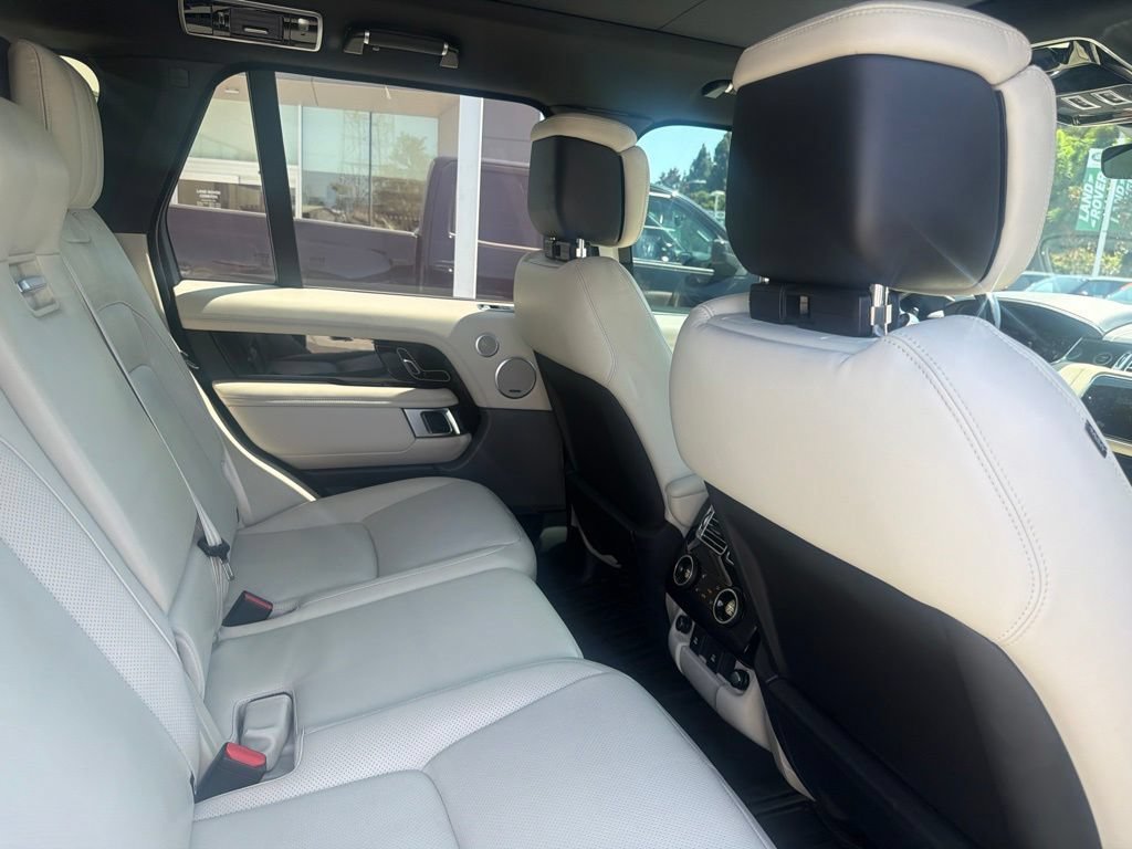 Used 2020 Land Rover Range Rover HSE AWD/4WD image 11
