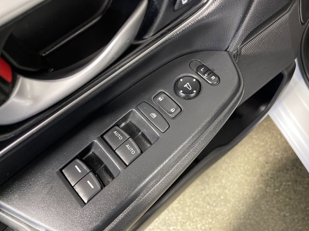 Used 2020 Honda CR-V Touring image 16