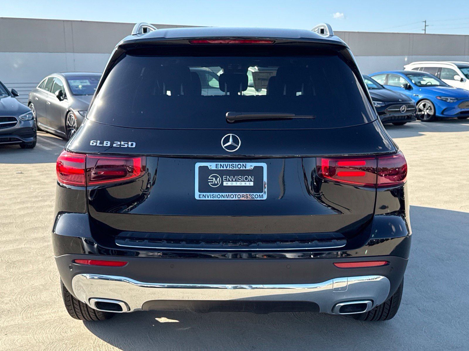 New 2026 Mercedes-Benz GLB 250 image 9
