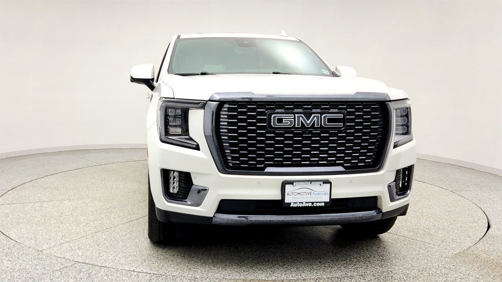 Used 2023 GMC Yukon Denali Ultimate image 2