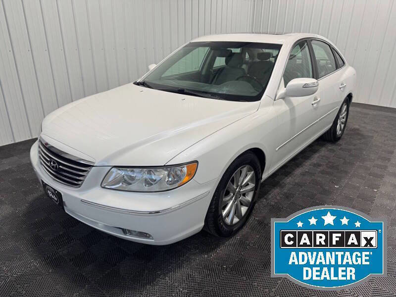 Used 2010 Hyundai Azera Limited w/ Navigation Pkg 3