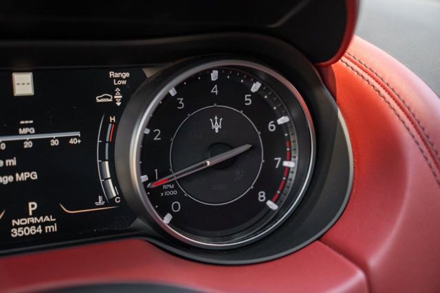 Used 2022 Maserati Levante Modena image 36
