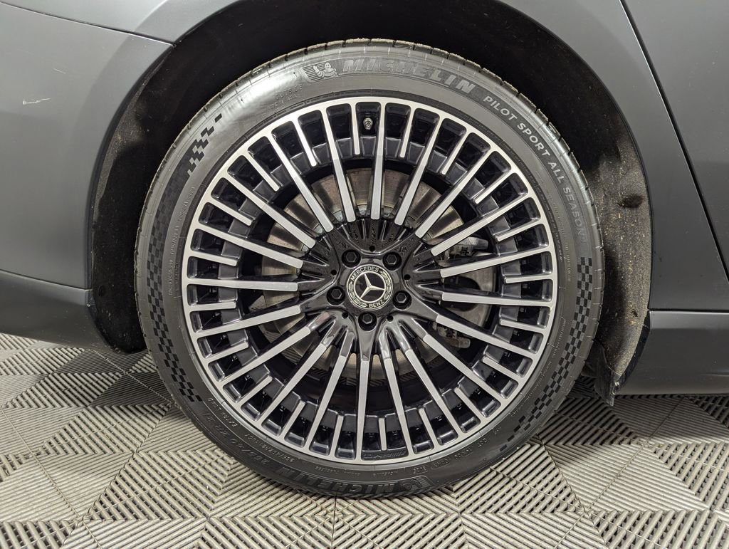 Used 2022 Mercedes-Benz EQS 580 4MATIC Sedan image 27