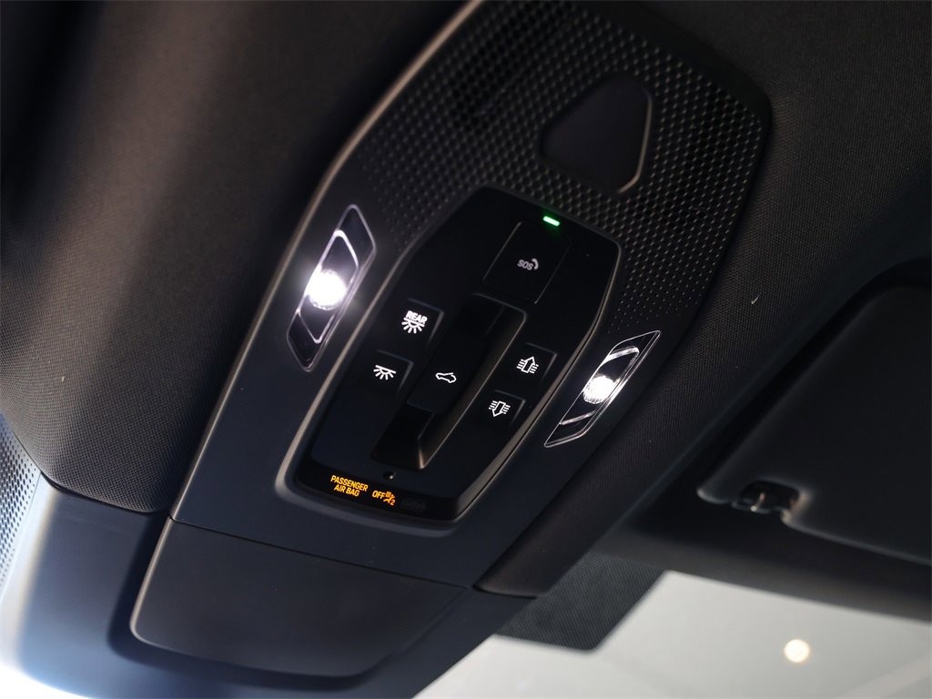 New 2025 Porsche Macan 4 Electric image 26