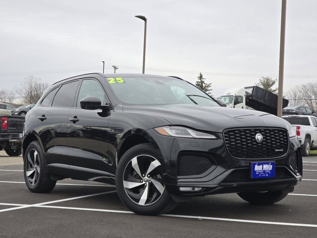 Used 2025 Jaguar F-PACE R-Dynamic S AWD/4WD image 2