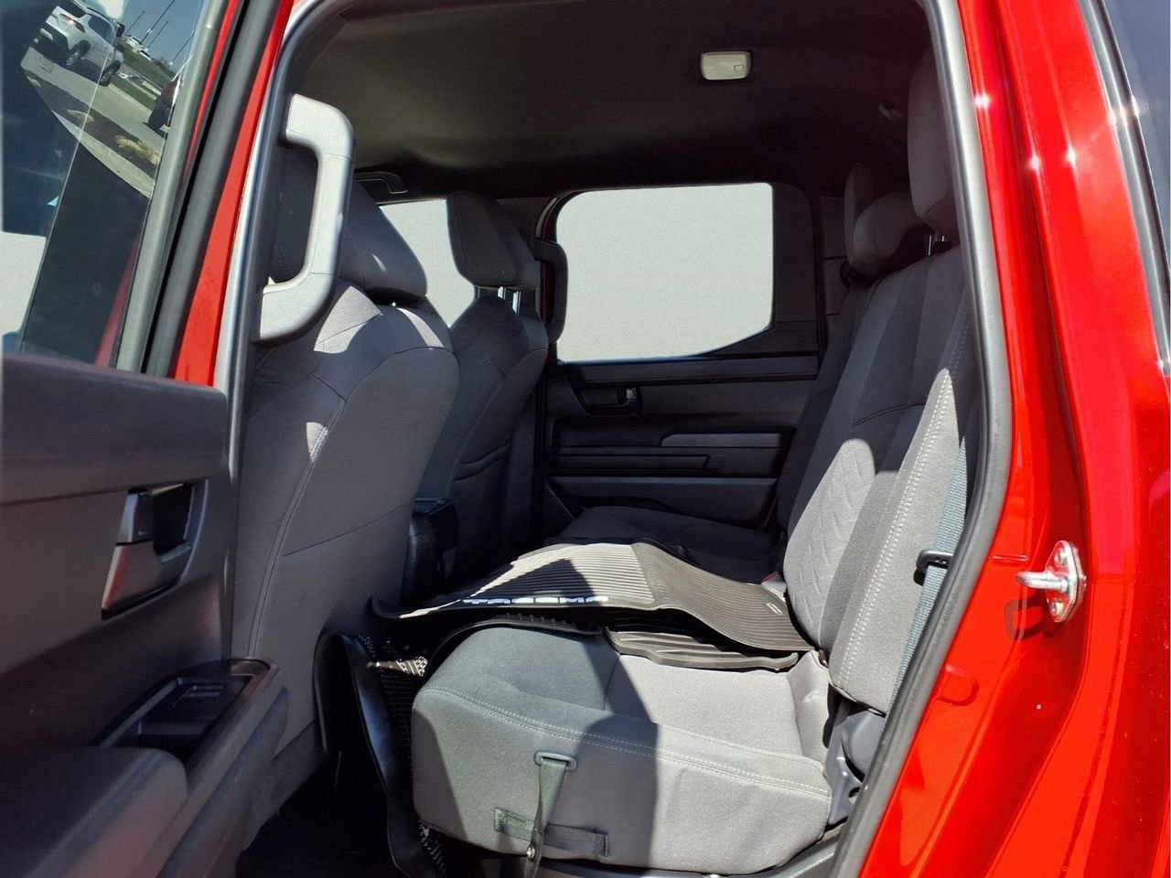 Certified 2025 Toyota Tacoma SR AWD/4WD image 11