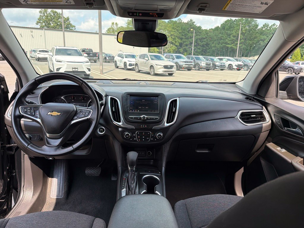 Used 2024 Chevrolet Equinox LT AWD/4WD image 12