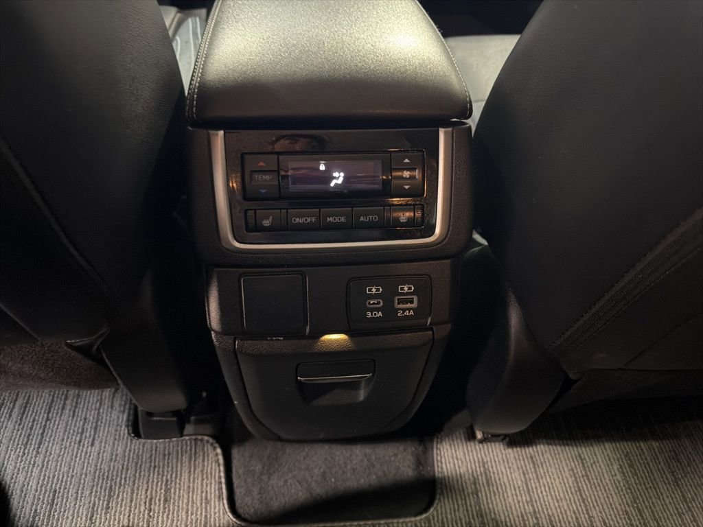 Used 2023 Subaru Ascent Limited AWD/4WD image 16