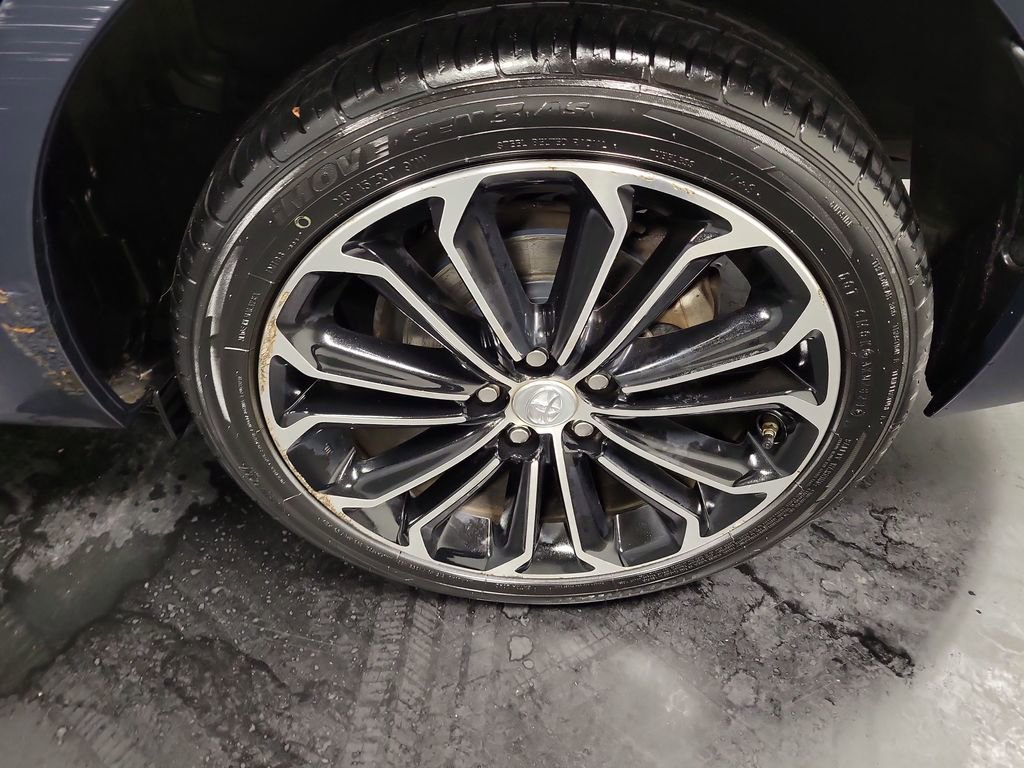 Used 2016 Toyota Corolla S image 10