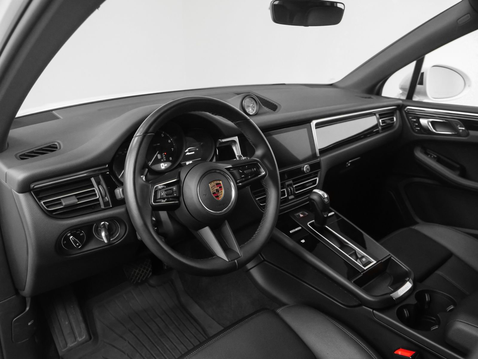 Used 2023 Porsche Macan image 43