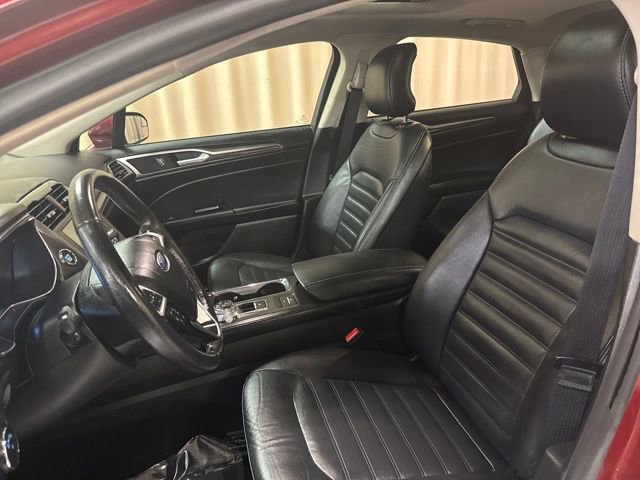 Used 2017 Ford Fusion Energi SE image 19