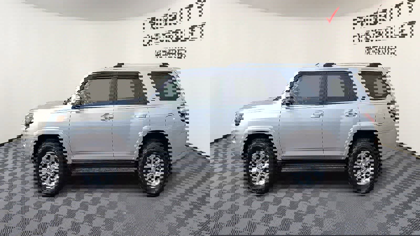 Used 2020 Toyota 4Runner SR5 Premium w/ Moonroof Package image 5