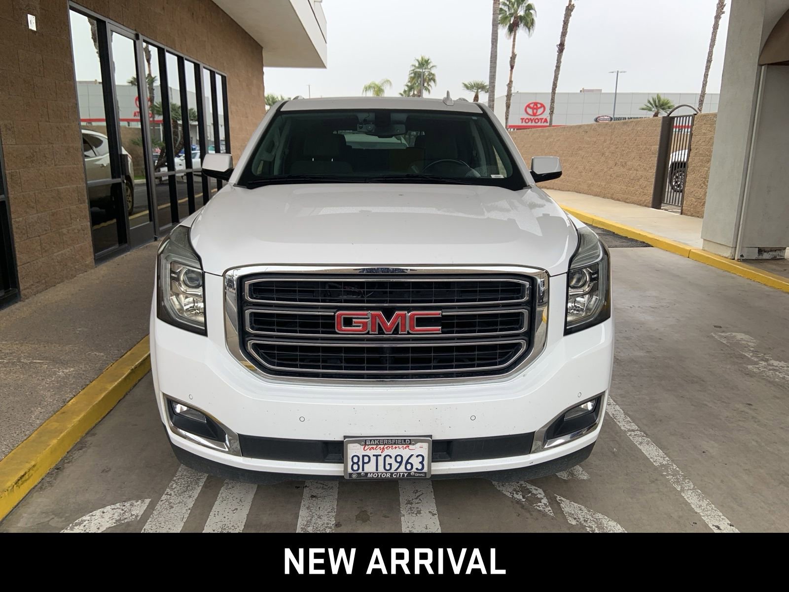 Certified 2020 GMC Yukon SLE w/ SLE Value Package image 2