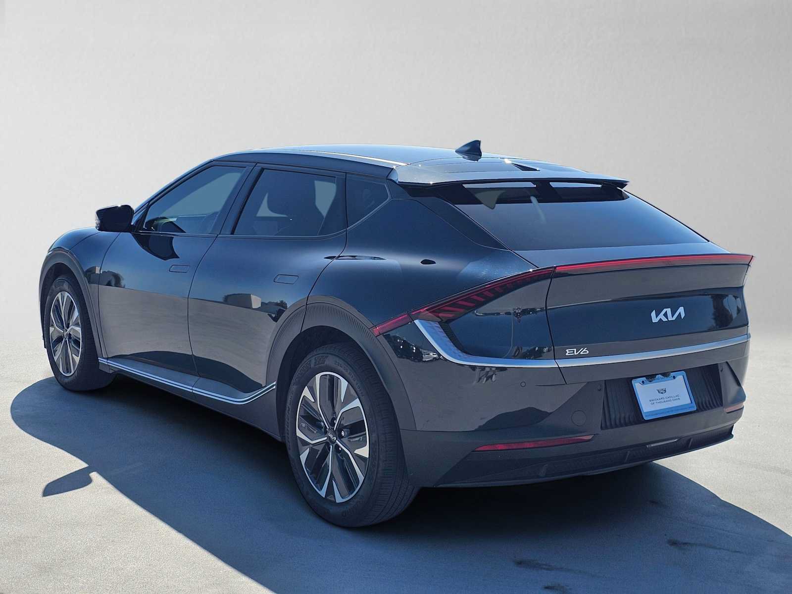Used 2024 Kia EV6 Light RWD image 5