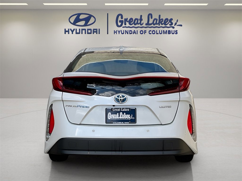 Used 2022 Toyota Prius Prime Limited image 4