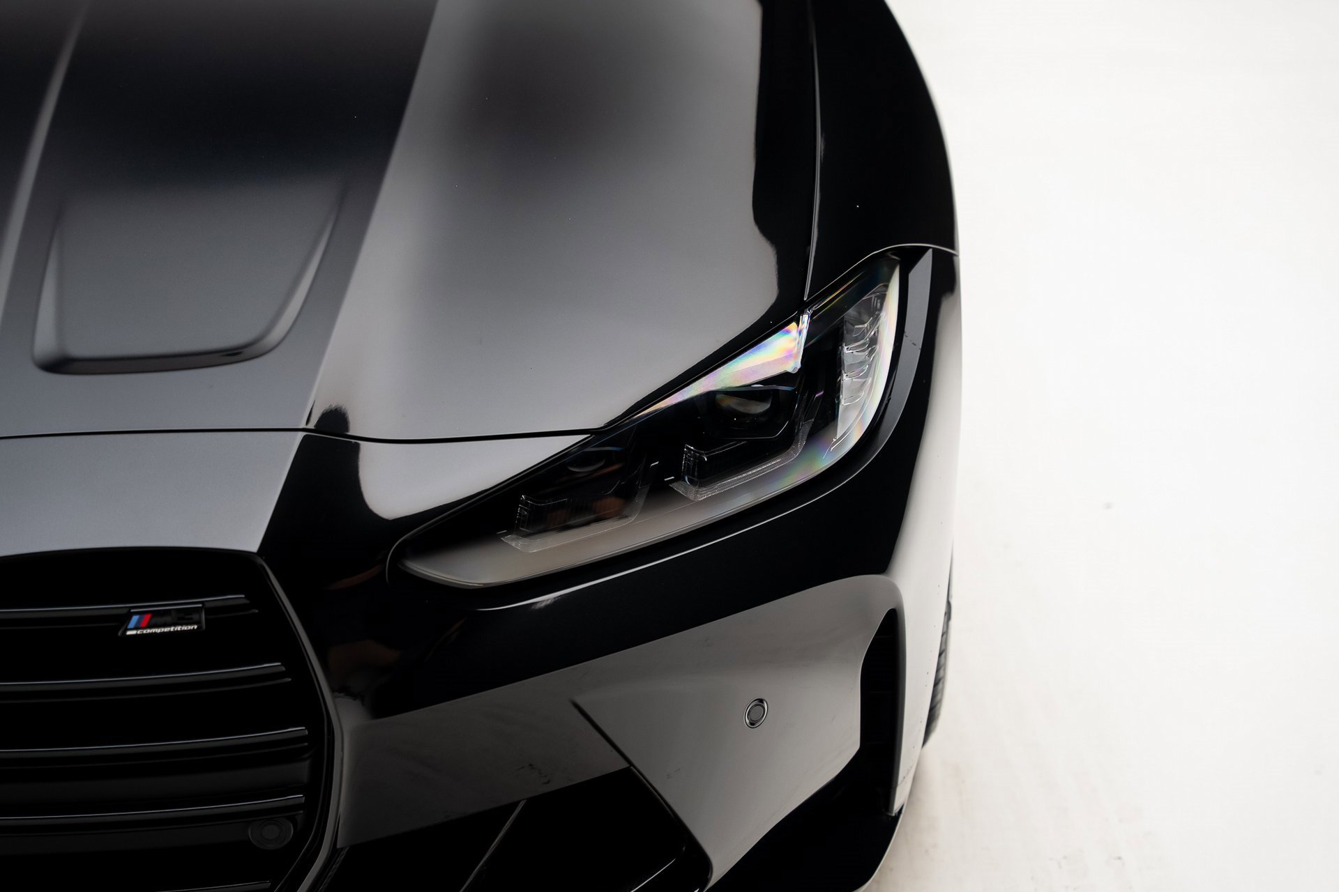 Used 2022 BMW M3 Competition w/ M Carbon Exterior Package image 9