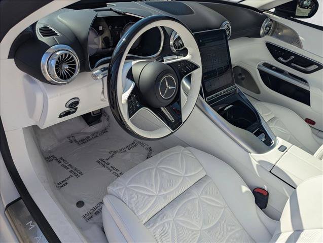 New 2026 Mercedes-Benz Maybach SL 680 image 3