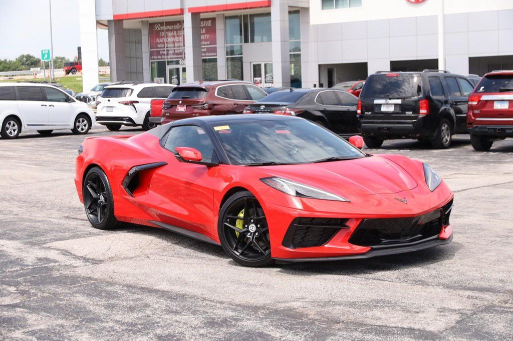 Used 2024 Chevrolet Corvette Stingray Convertible w/ 1LT RWD image 2