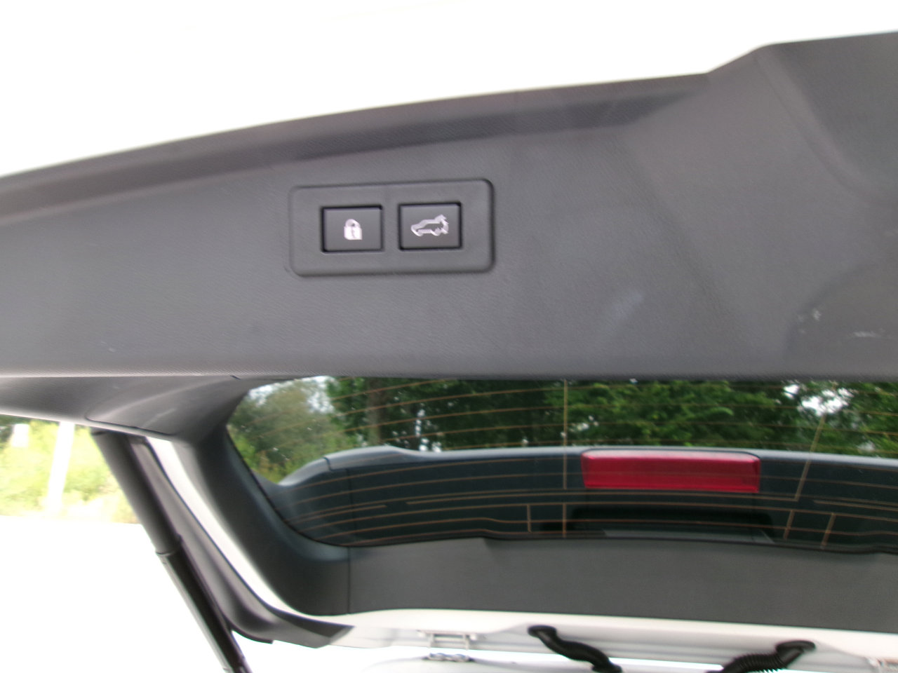 Used 2021 Subaru Outback Premium image 21