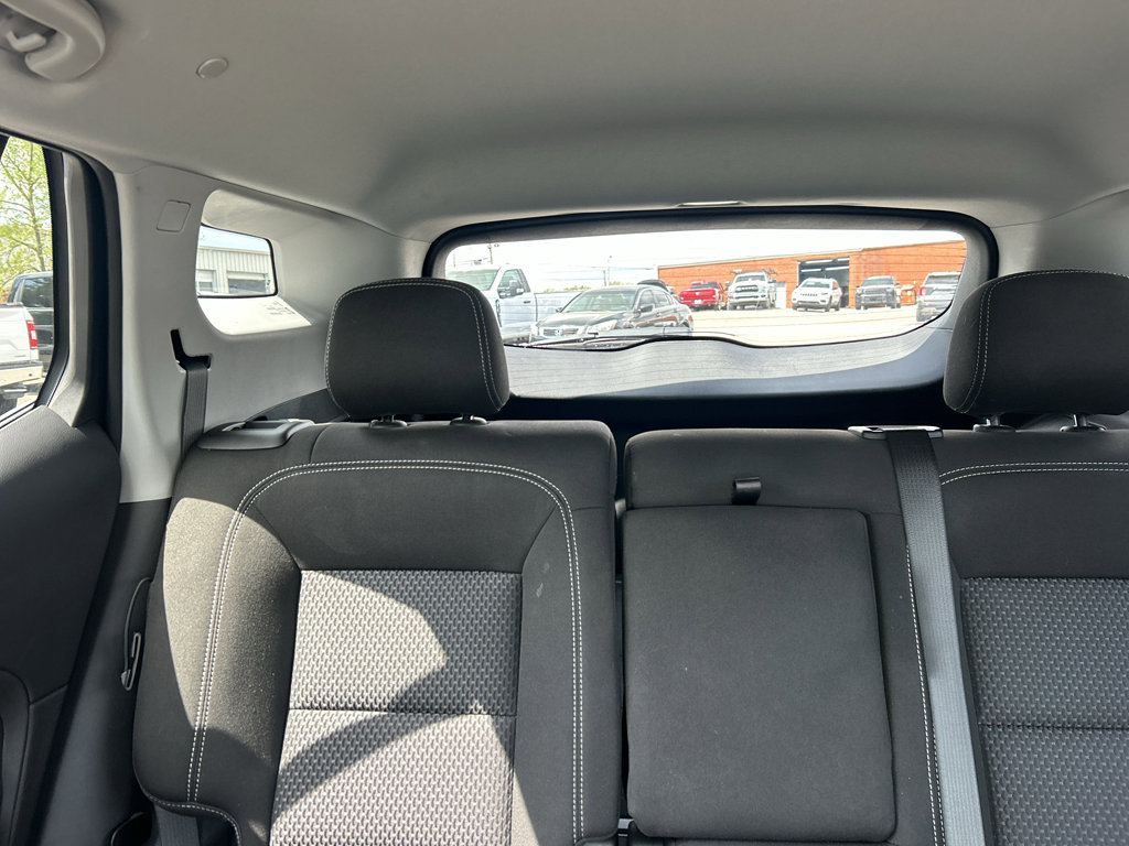 Used 2023 GMC Terrain SLE image 31