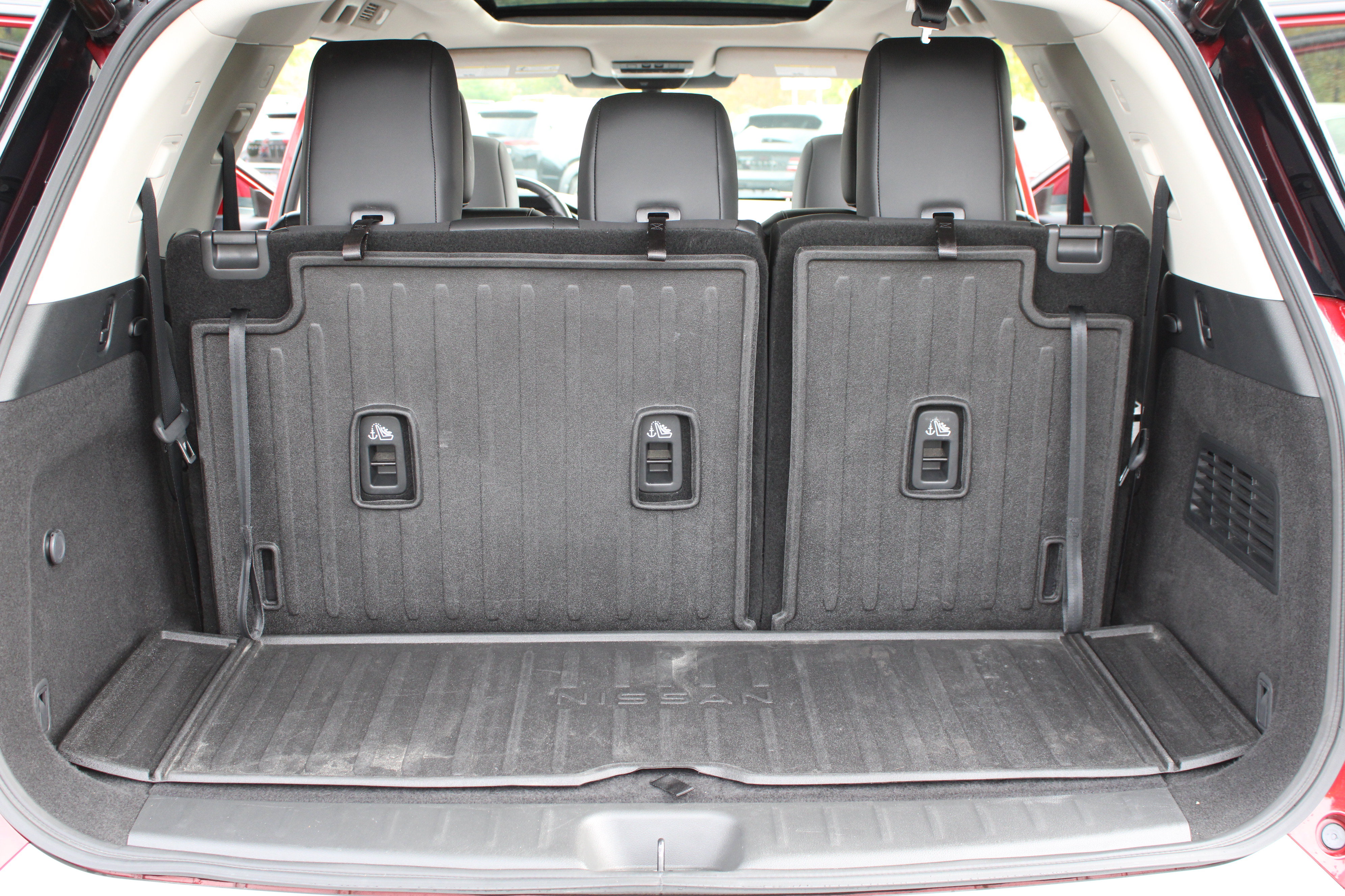 Used 2024 Nissan Pathfinder SL w/ SL Premium Package AWD/4WD image 13